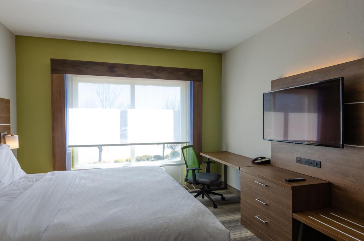 Holiday Inn Express Hotel & Suites Atlanta Airport West - Camp Creek By Ihg Exterior photo